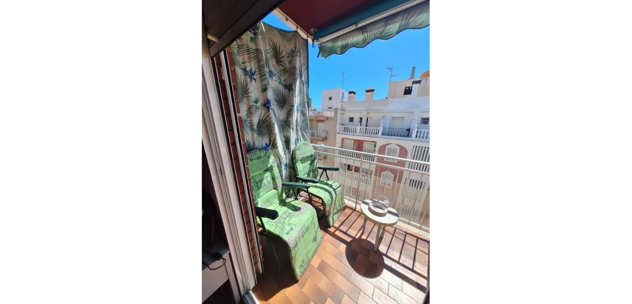 Venta - Apartamento / piso -
Torrevieja - Playa del cura