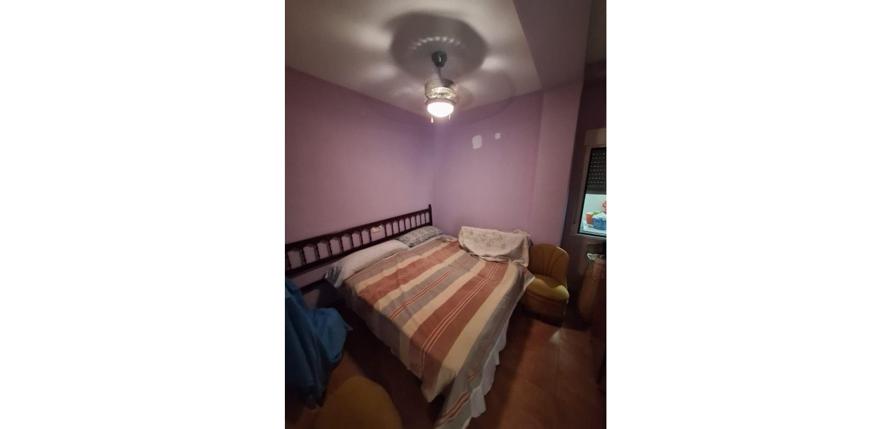 Venta - Apartamento / piso -
Torrevieja - Playa del cura