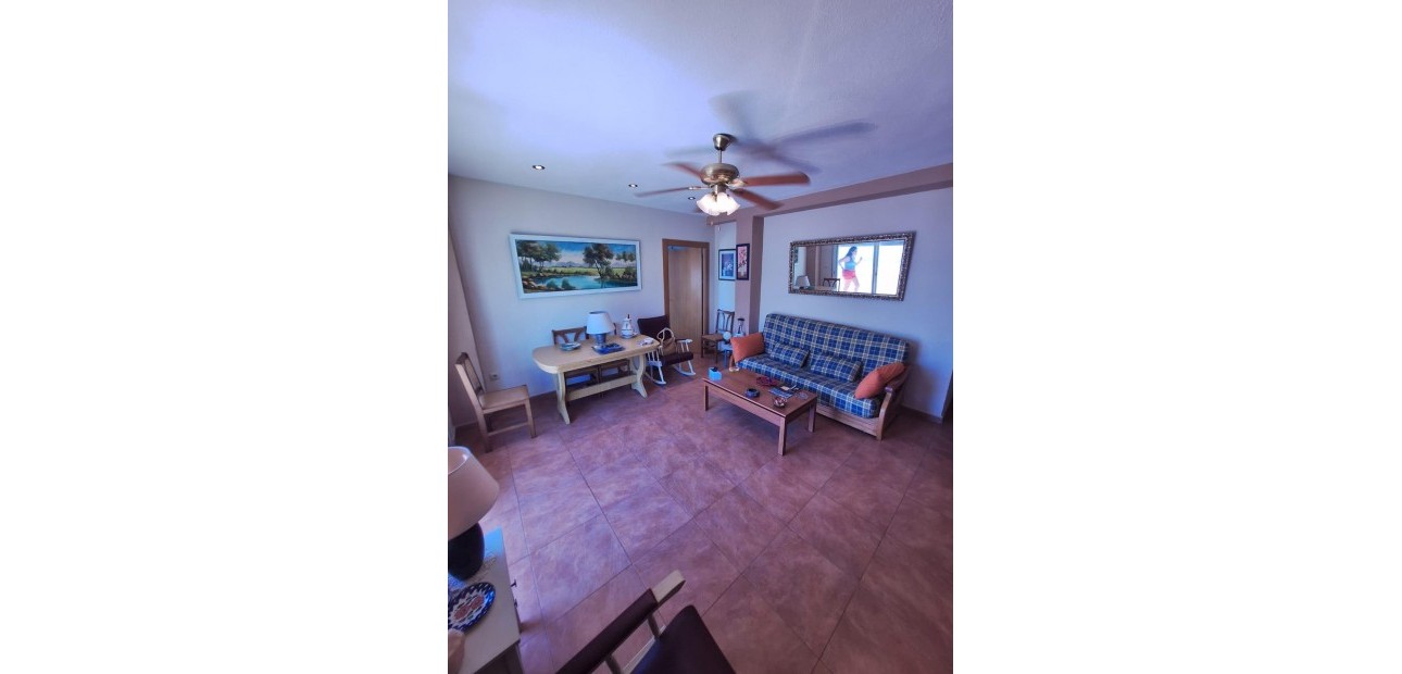 Venta - Apartamento / piso -
Torrevieja - Playa del cura