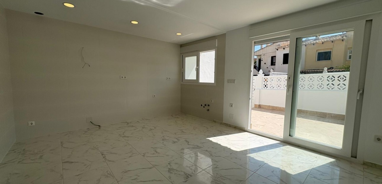 Herverkoop - Terraced house -
Torrevieja - torrevieja