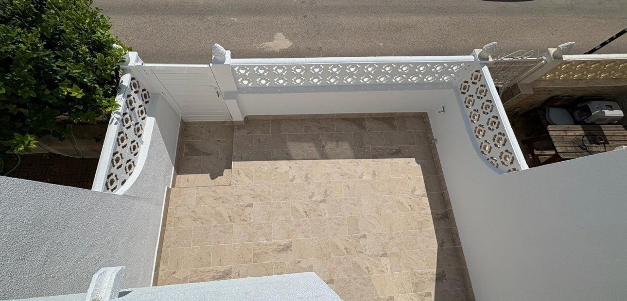 Herverkoop - Terraced house -
Torrevieja - torrevieja