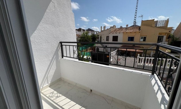 Herverkoop - Terraced house -
Torrevieja - torrevieja