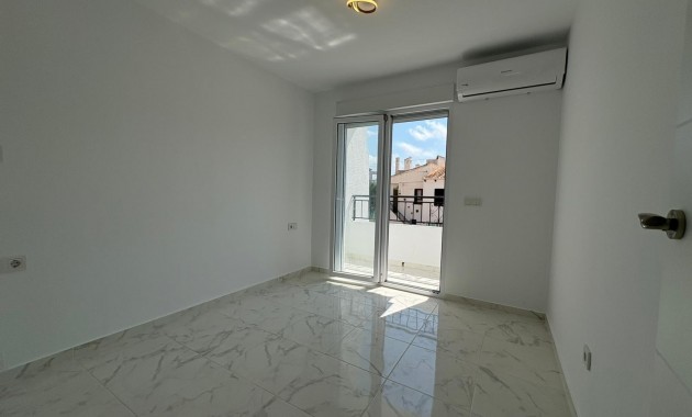 Herverkoop - Terraced house -
Torrevieja - torrevieja