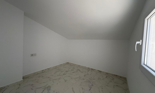 Herverkoop - Terraced house -
Torrevieja - torrevieja