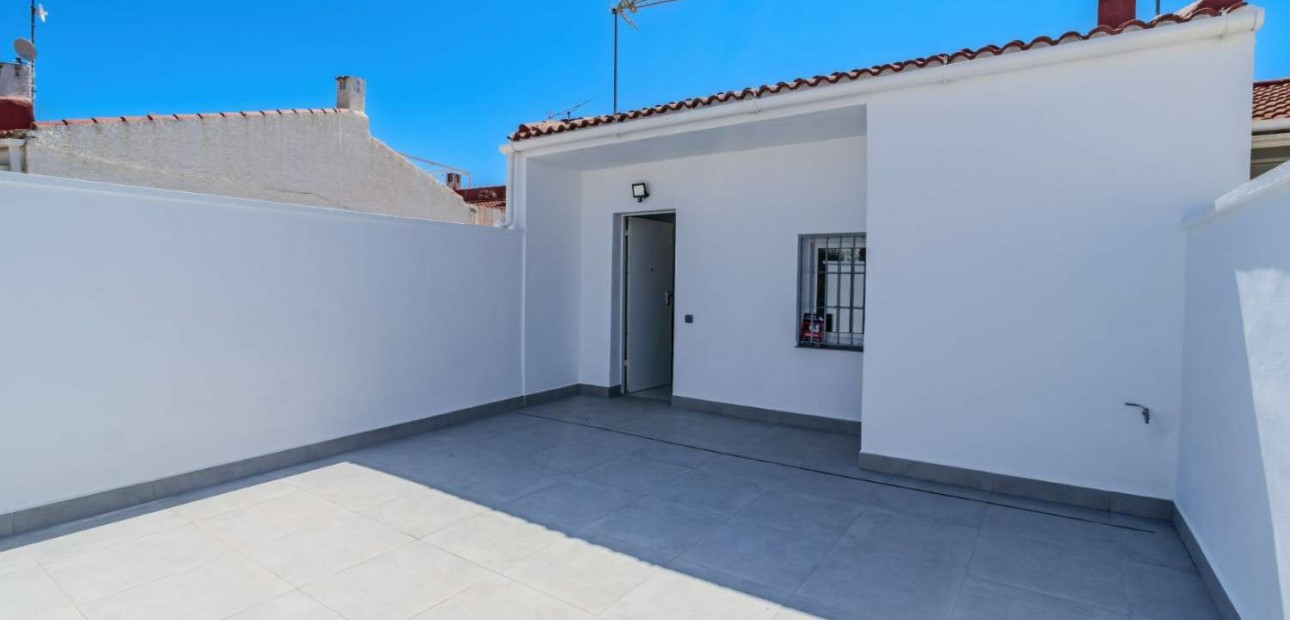 Herverkoop - Bungalow -
Torrevieja