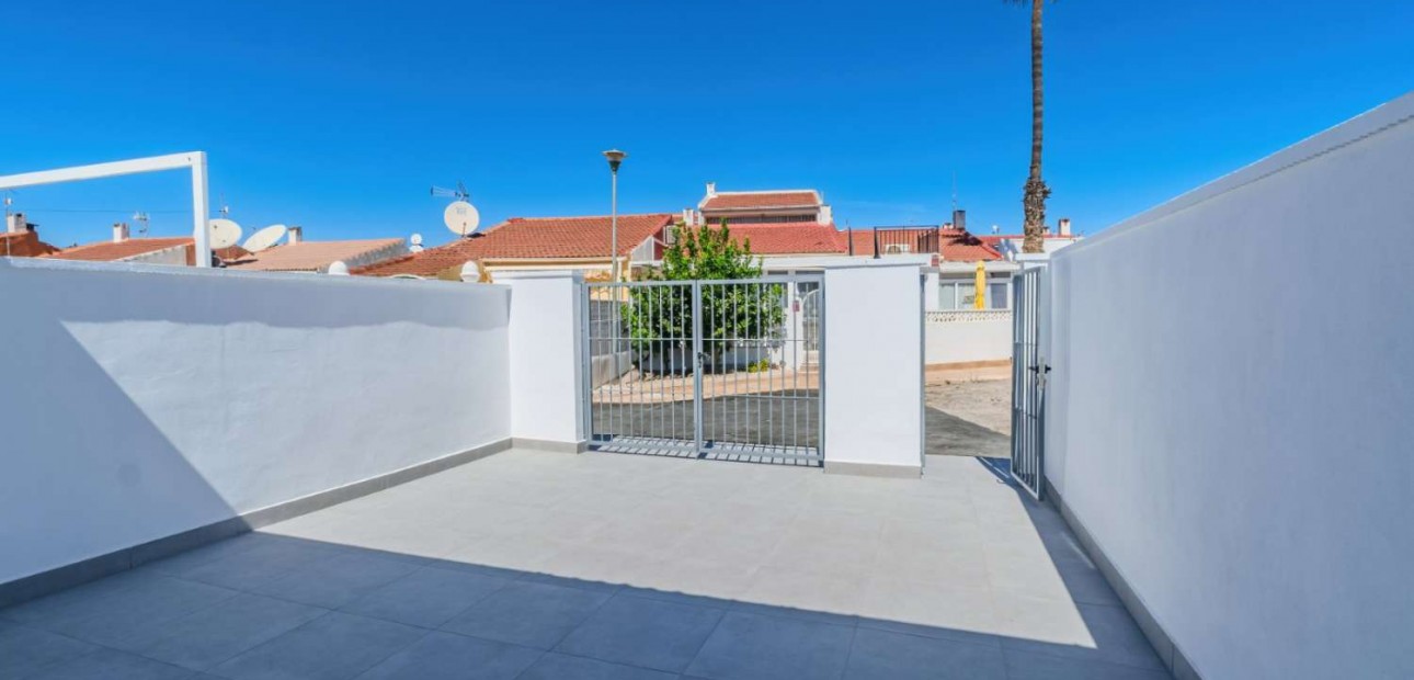Herverkoop - Bungalow -
Torrevieja