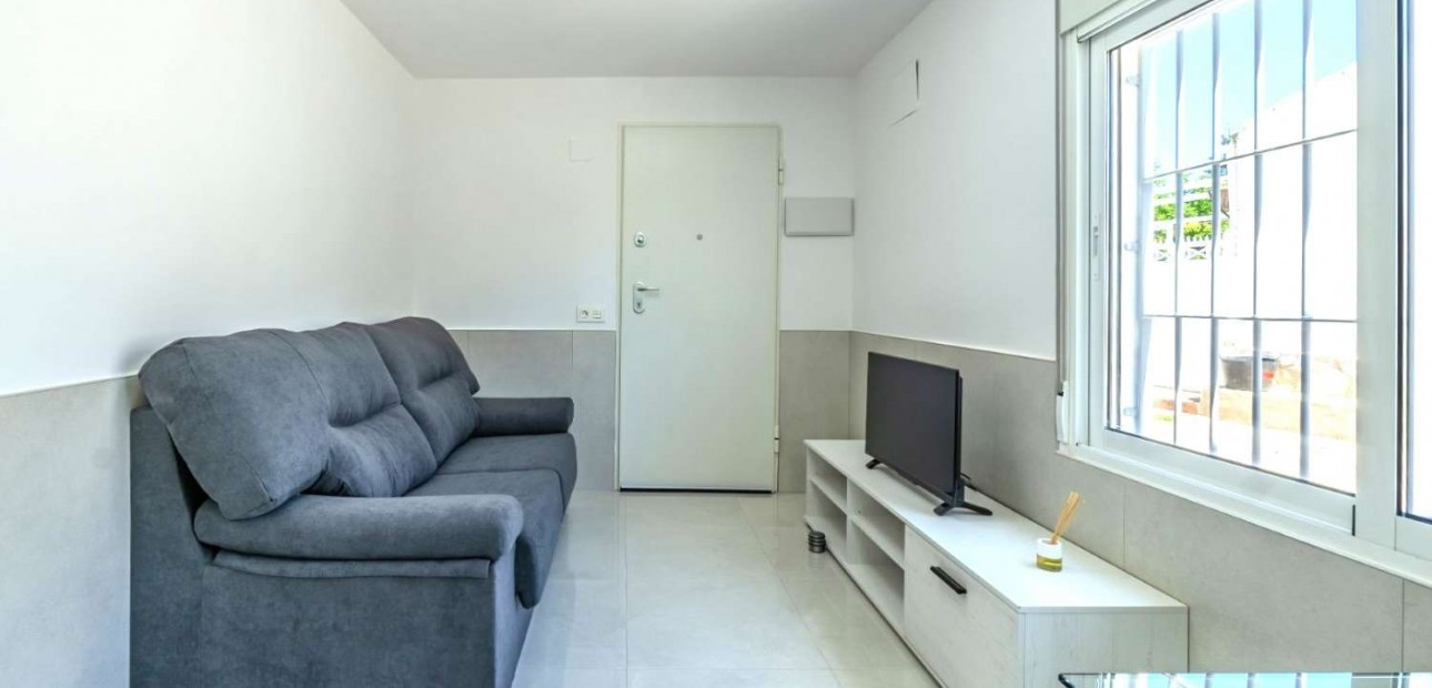 Herverkoop - Bungalow -
Torrevieja