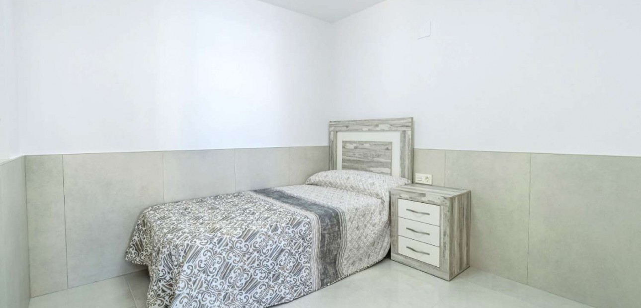 Herverkoop - Bungalow -
Torrevieja