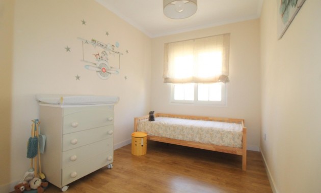 Herverkoop - Appartement / flat -
Torrevieja - La veleta