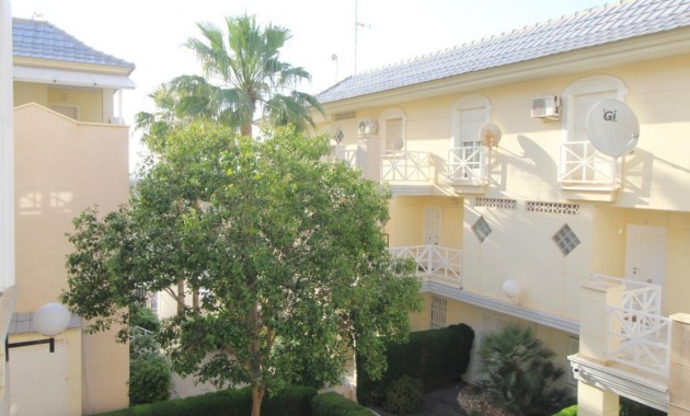 Herverkoop - Appartement / flat -
Torrevieja - La veleta