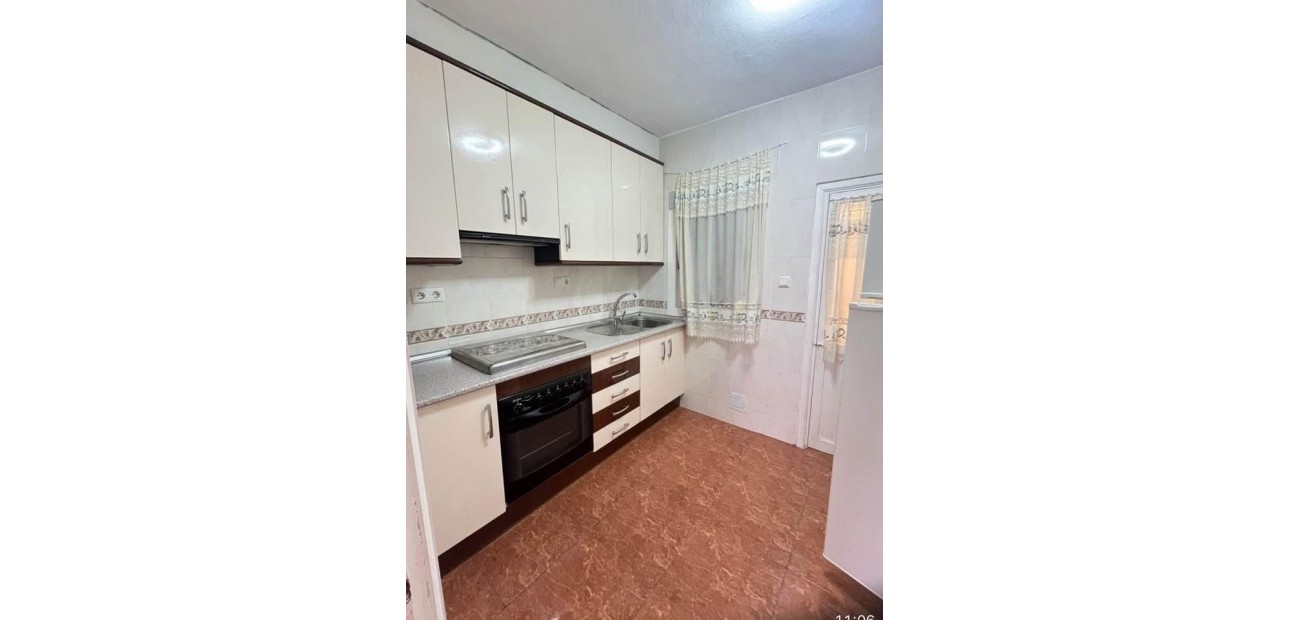 Herverkoop - Appartement / flat -
Torrevieja - torrevieja