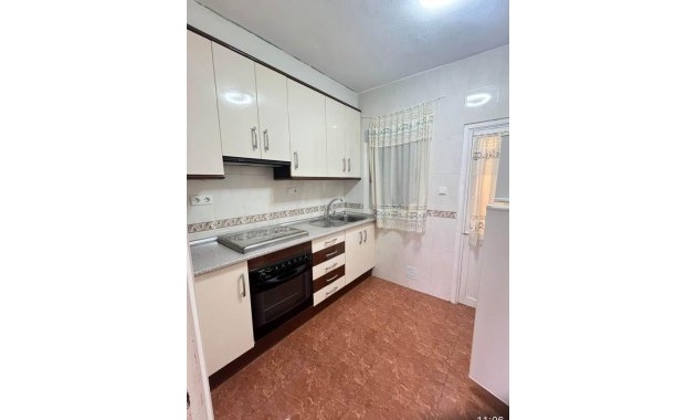 Herverkoop - Appartement / flat -
Torrevieja - torrevieja