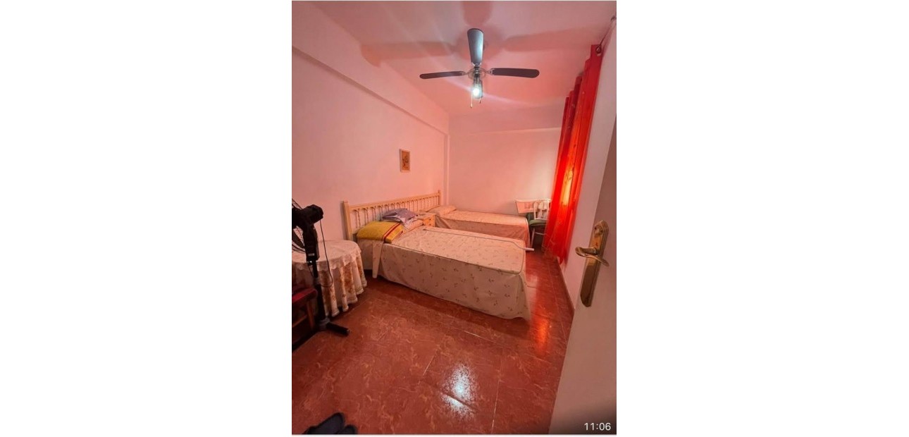 Herverkoop - Appartement / flat -
Torrevieja - torrevieja