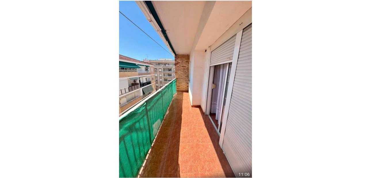 Herverkoop - Appartement / flat -
Torrevieja - torrevieja