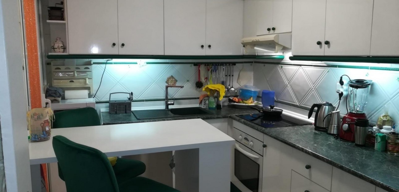 Herverkoop - Bungalow -
Torrevieja - La Siesta - El Salado - Torreta