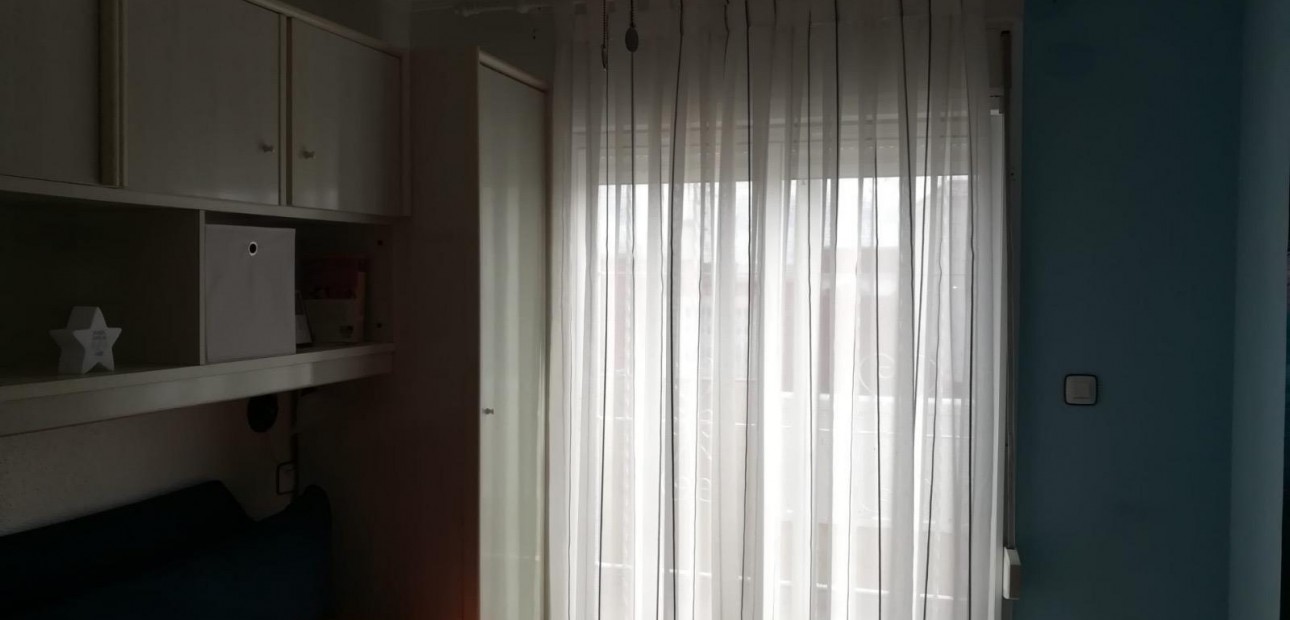 Herverkoop - Bungalow -
Torrevieja - La Siesta - El Salado - Torreta