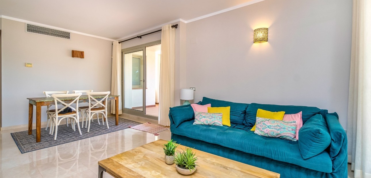 Venta - Apartamento / piso -
Las Colinas Golf Resort