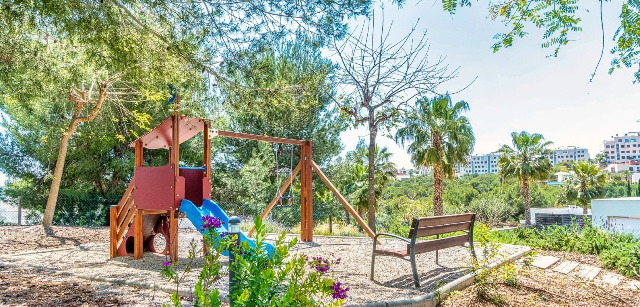 Venta - Apartamento / piso -
Las Colinas Golf Resort