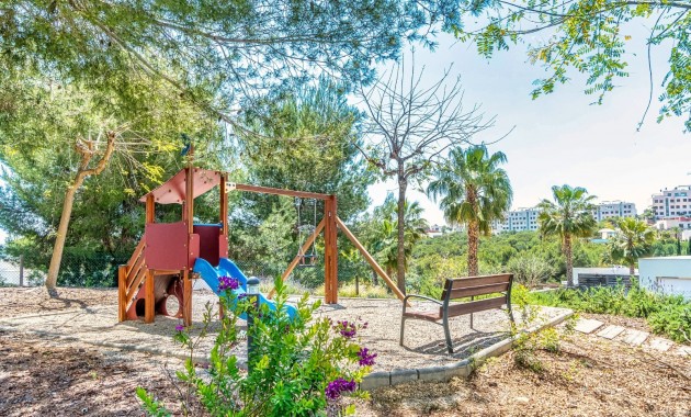 Venta - Apartamento / piso -
Las Colinas Golf Resort