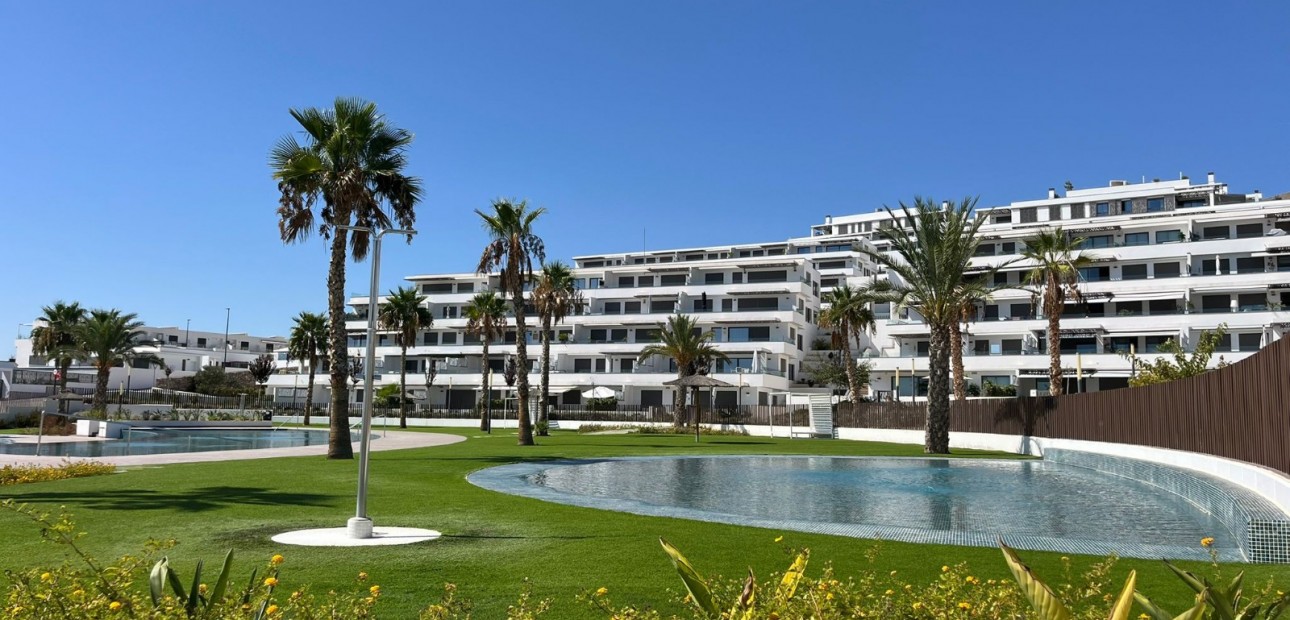 Herverkoop - Appartement / flat -
Finestrat - Seascape resort