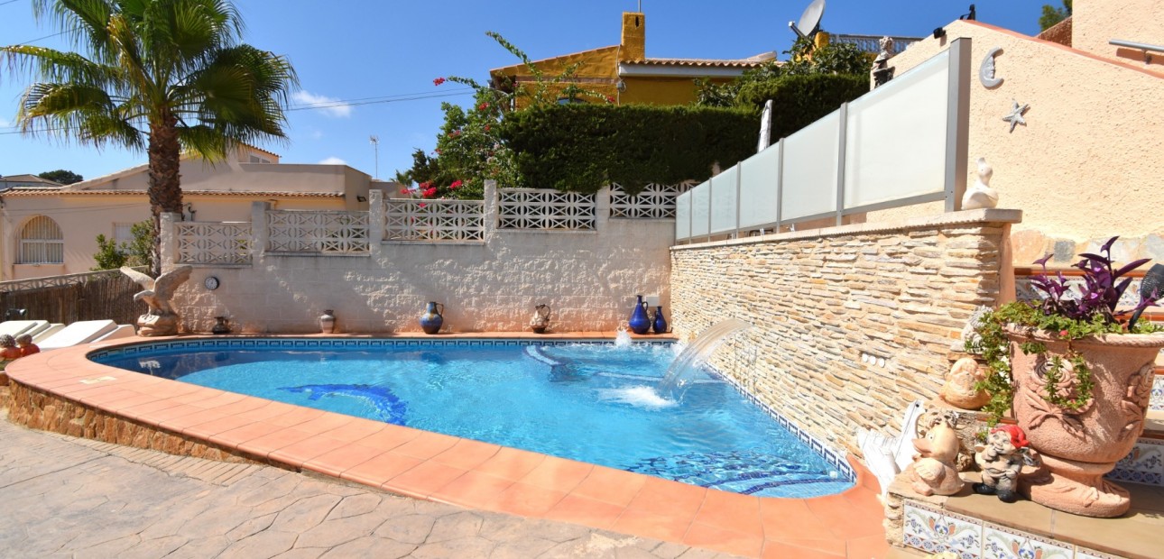 Herverkoop - Detached Villa -
Orihuela Costa - Los Balcones