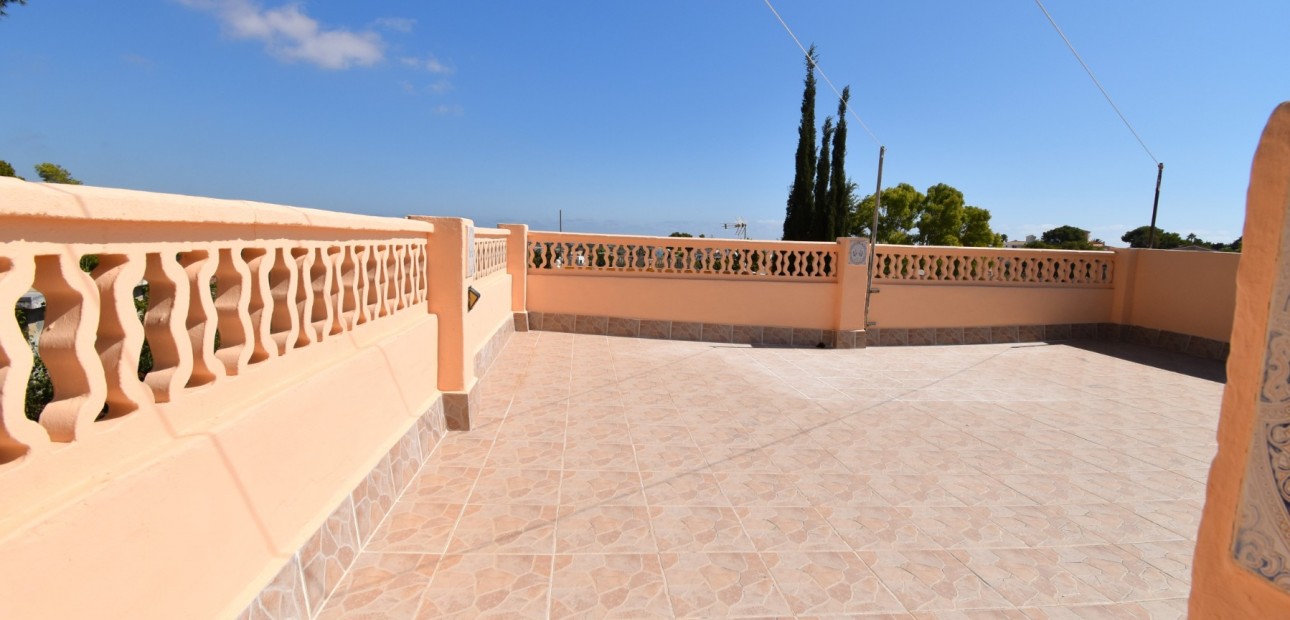 Herverkoop - Detached Villa -
Orihuela Costa - Los Balcones