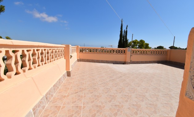 Herverkoop - Detached Villa -
Orihuela Costa - Los Balcones