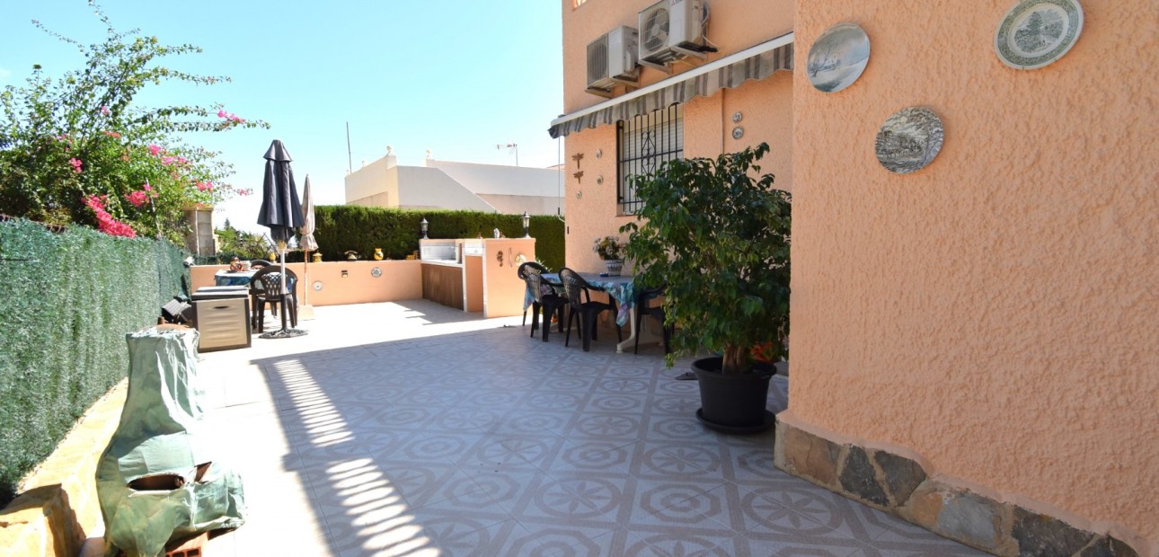 Herverkoop - Detached Villa -
Orihuela Costa - Los Balcones