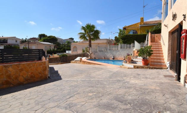 Herverkoop - Detached Villa -
Orihuela Costa - Los Balcones