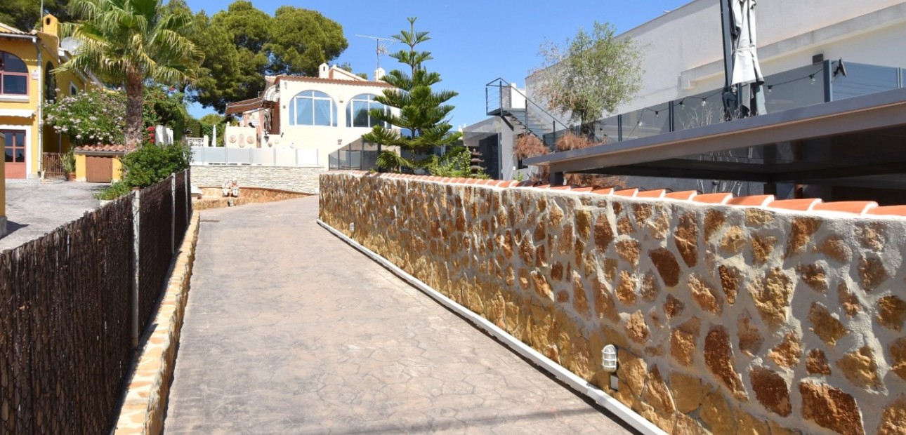 Herverkoop - Detached Villa -
Orihuela Costa - Los Balcones