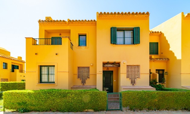 Herverkoop - Adosado -
Finestrat