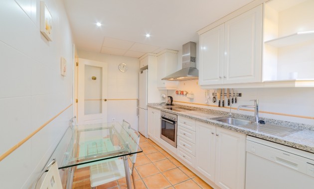 Herverkoop - Adosado -
Finestrat