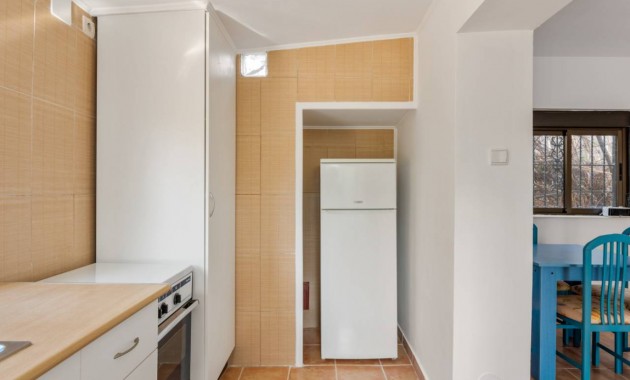 Herverkoop - Finca / Country Property -
Catral