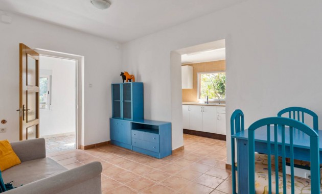 Herverkoop - Finca / Country Property -
Catral