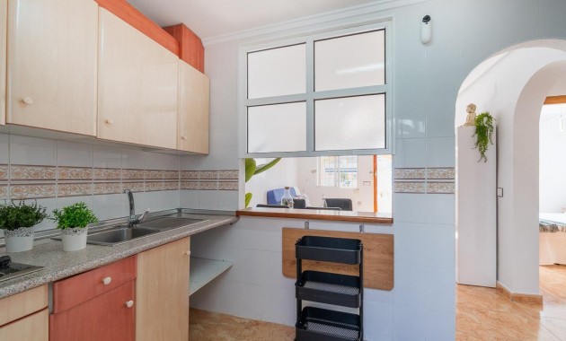 Venta - Terraced house -
Torrevieja - El limonar