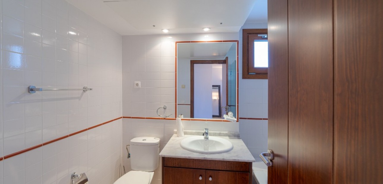 Herverkoop - Appartement / flat -
Punta Prima