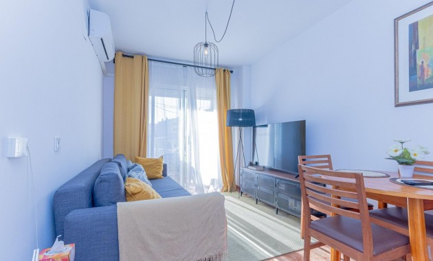 Venta - Apartamento / piso -
Torrevieja - Playa de los locos