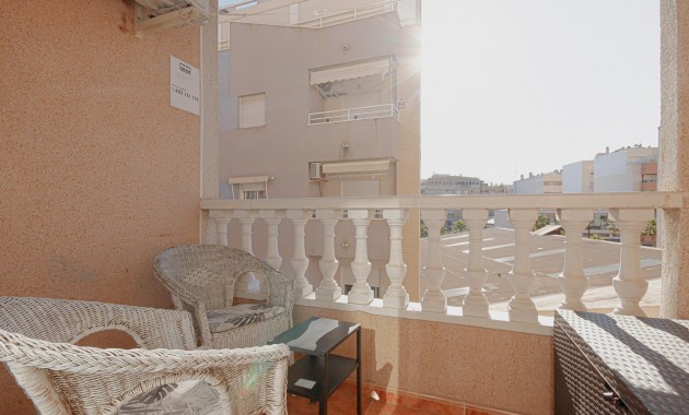 Venta - Apartamento / piso -
Torrevieja - Playa de los locos