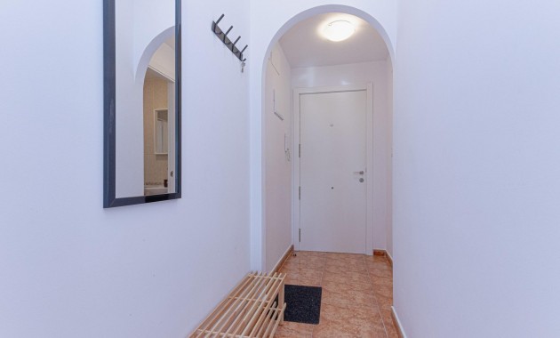 Venta - Apartamento / piso -
Torrevieja - Playa de los locos