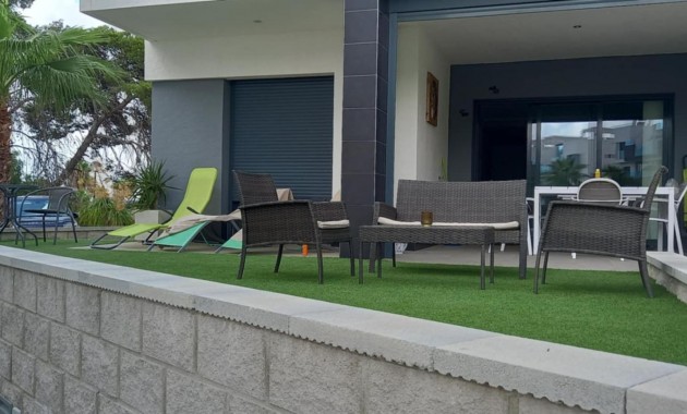 Sale - Bungalow -
Guardamar del Segura - EL RASO