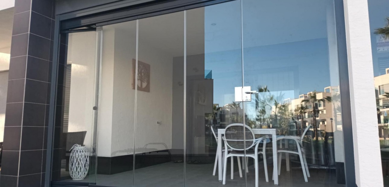 Sale - Bungalow -
Guardamar del Segura - EL RASO