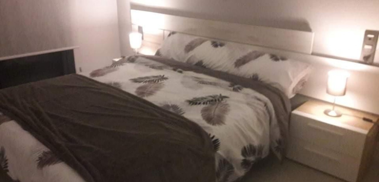 Sale - Bungalow -
Guardamar del Segura - EL RASO