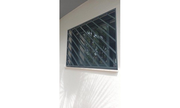 Sale - Bungalow -
Guardamar del Segura - EL RASO