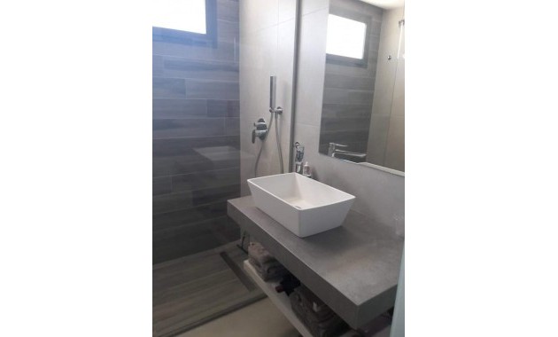 Sale - Bungalow -
Guardamar del Segura - EL RASO