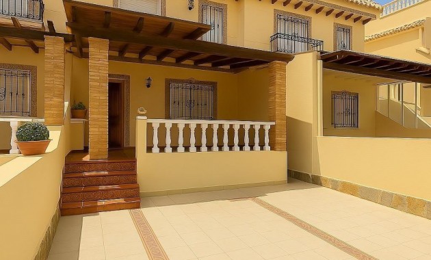 Venta - Terraced house -
Orihuela Costa - La Zenia