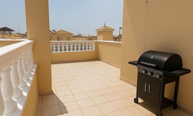 Venta - Terraced house -
Orihuela Costa - La Zenia