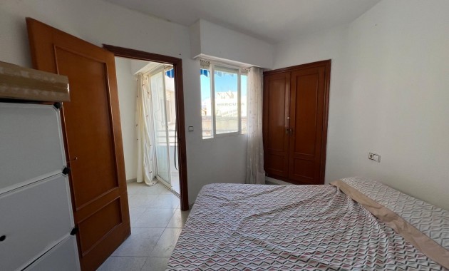 Herverkoop - Appartement / flat -
Torrevieja - torrevieja