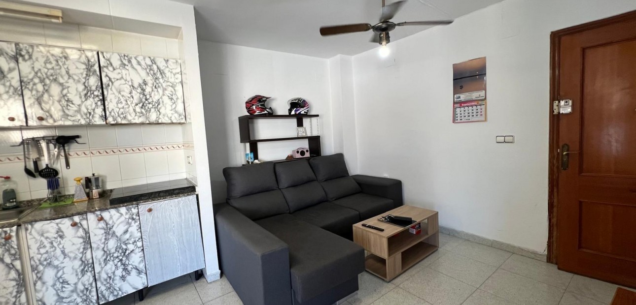 Herverkoop - Appartement / flat -
Torrevieja - torrevieja