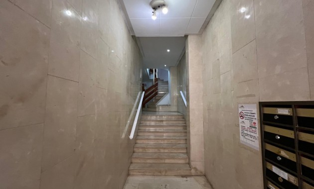 Herverkoop - Appartement / flat -
Torrevieja - torrevieja