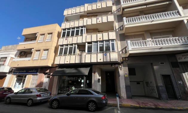 Herverkoop - Appartement / flat -
Torrevieja - torrevieja